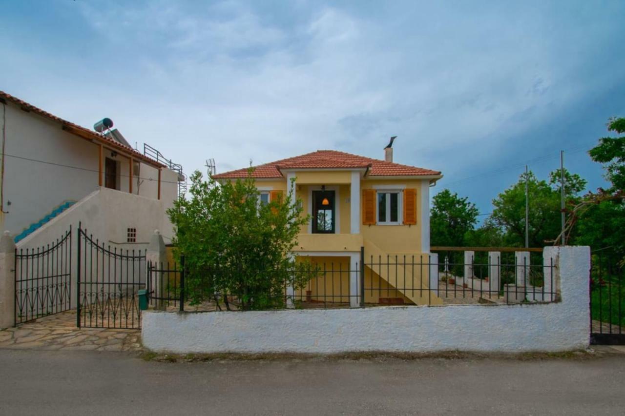 Traditional Village House Méson Yerakaríon エクステリア 写真