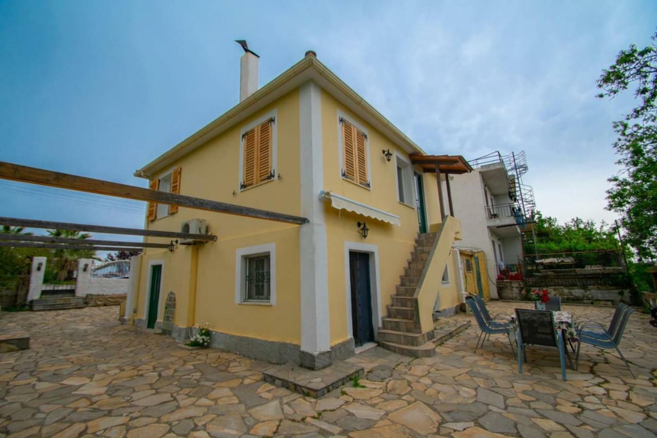 Traditional Village House Méson Yerakaríon エクステリア 写真